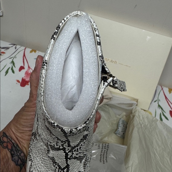 Vince Camuto Imagine IM-Quiana Leather Snakeskin Pattern Ankle Boots withDustbag - Picture 6 of 12